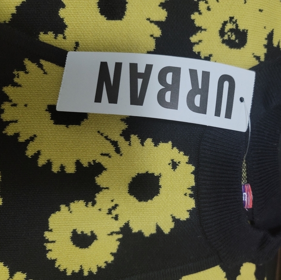 Halter Dress - Picture 2 of 7